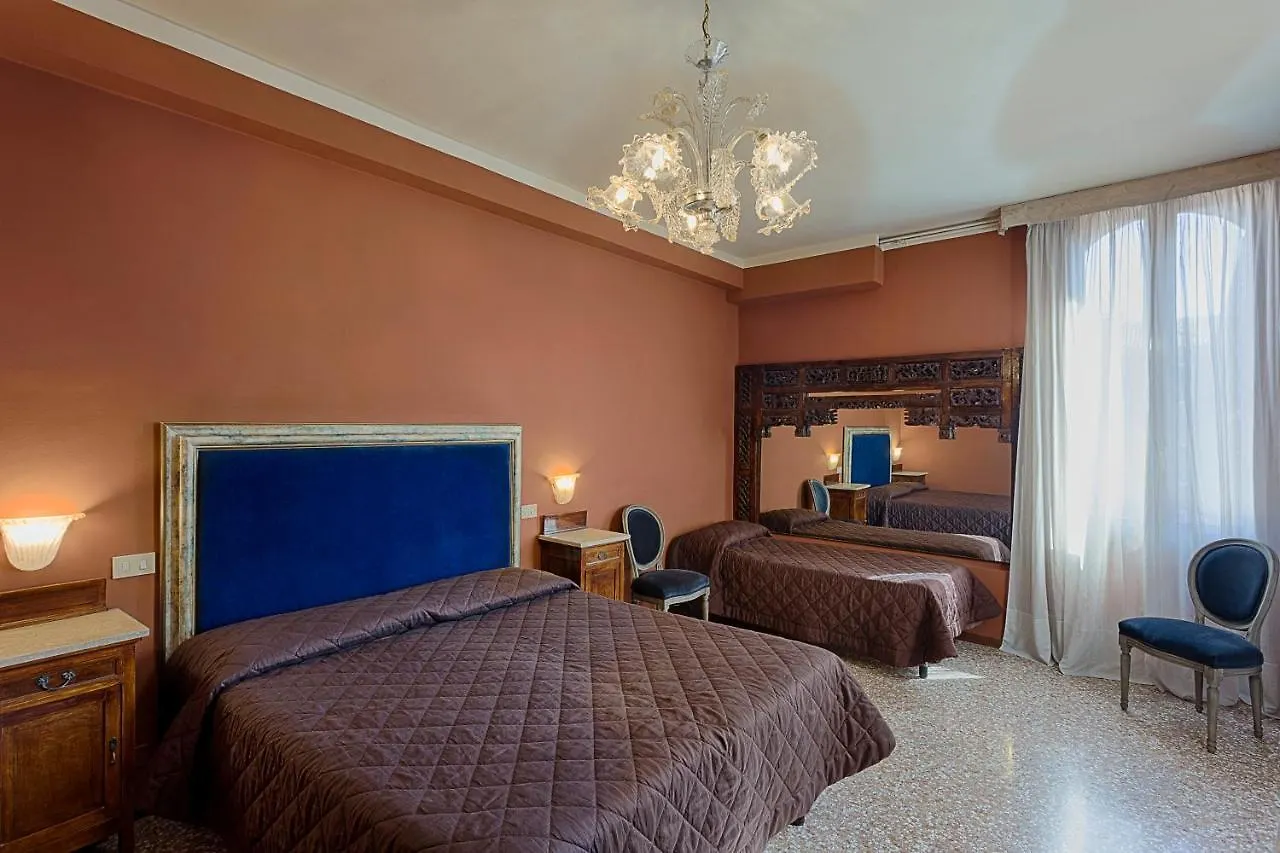 Hotel Guerrato Venice 0*,