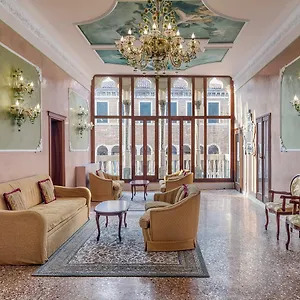 *** Hotel Pausania Italien